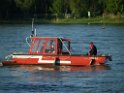 Motor Segelboot mit Motorschaden trieb gegen Alte Liebe bei Koeln Rodenkirchen P120